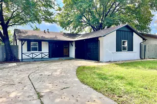 5008 Queen Ann Dr, Forest Hill, TX 76119 - Photo 1