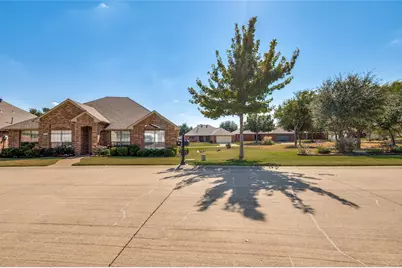 110 Crestway Drive #29, Cedar Hill, TX 75104 - Photo 3