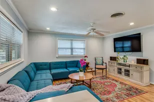 4200 Elmwood Dr, Benbrook, TX 76116 - Photo 17