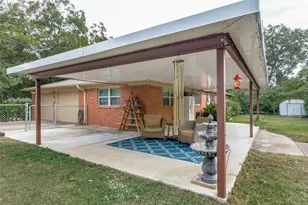 4200 Elmwood Dr, Benbrook, TX 76116 - Photo 27