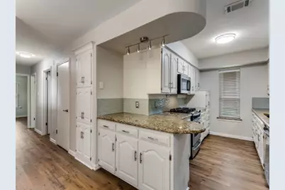 2521 Lone Star Lane, Grapevine, TX 76051 - Photo 9