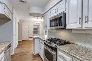 2521 Lone Star Ln, Grapevine, TX 76051 - Photo 11