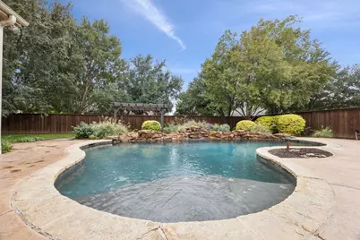 8315 Thornridge Drive, North Richland Hills, TX 76182 - Photo 33