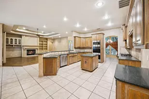 8315 Thornridge Dr, North Richland Hills, TX 76182 - Photo 13