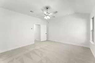 6945 Mustang Isle Dr, Dallas, TX 75228 - Photo 19