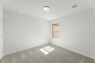 6945 Mustang Isle Dr, Dallas, TX 75228 - Photo 17