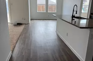 5621 McMahan Ln, Fort Worth, TX 76036 - Photo 5