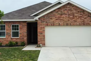 5621 McMahan Ln, Fort Worth, TX 76036 - Photo 1