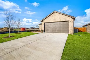 2131 Hollyberry, Sulphur Springs, TX 75482 - Photo 3