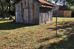 608 N Harrison St, West, TX 76691 - Photo 5