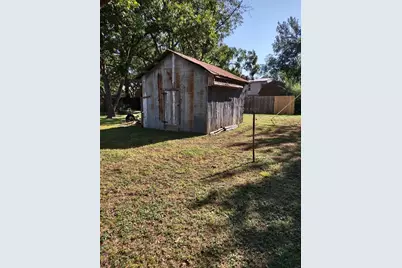 608 N Harrison Street, West, TX 76691 - Photo 11