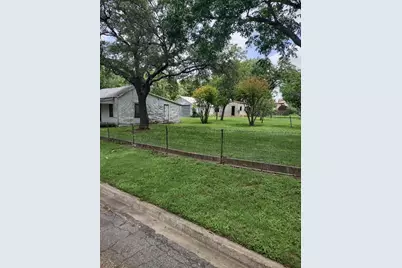 608 N Harrison Street, West, TX 76691 - Photo 7