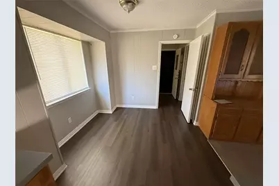 301 Lakewood Drive, DeSoto, TX 75115 - Photo 11