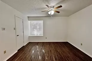 224 Valley Spring Dr, Arlington, TX 76018 - Photo 17