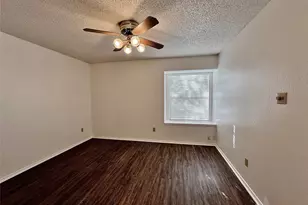 224 Valley Spring Dr, Arlington, TX 76018 - Photo 11