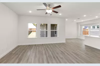 921 Apeldoorn Trail, Little Elm, TX 75068 - Photo 3