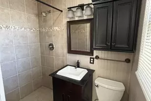 1107 Blanton St, Sherman, TX 75092 - Photo 9