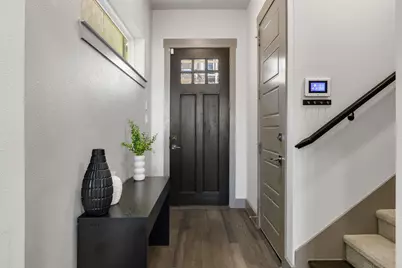 8257 Nunley Lane, Dallas, TX 75231 - Photo 3