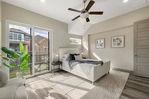 8257 Nunley Ln, Dallas, TX 75231 - Photo 17