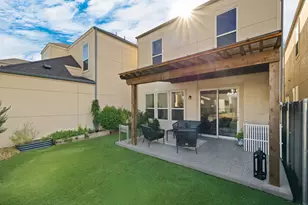 8257 Nunley Ln, Dallas, TX 75231 - Photo 35