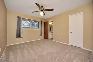 1761 Cynthia Ln, Hurst, TX 76054 - Photo 31