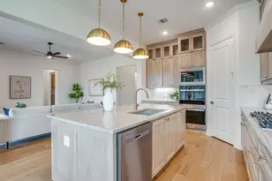 320 Slimp Blf, Azle, TX 76020 - Photo 15