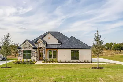 320 Slimp Bluff, Azle, TX 76020 - Photo 1