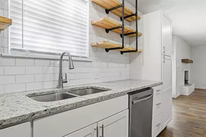 5905 Winifred Drive, Fort Worth, TX 76133 - Photo 15