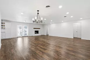 5905 Winifred Dr, Fort Worth, TX 76133 - Photo 7