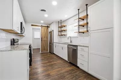 5905 Winifred Drive, Fort Worth, TX 76133 - Photo 11