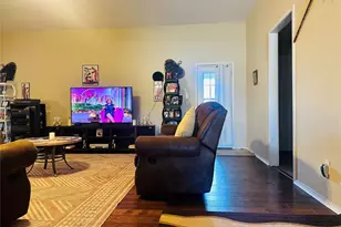 3008 Cricket Dr, Bellmead, TX 76705 - Photo 5