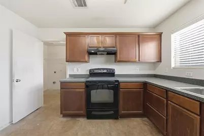 717 Redwing Drive, Saginaw, TX 76131 - Photo 11