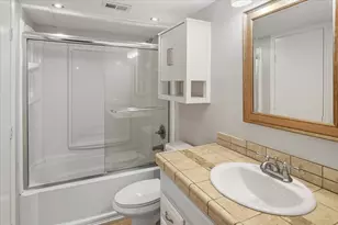 1609 Marsh Ln, Carrollton, TX 75006 - Photo 29