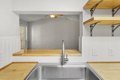 1609 Marsh Lane #111, Carrollton, TX 75006 - Photo 17