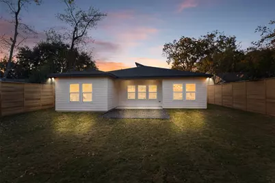 10822 Castolon Drive, Dallas, TX 75228 - Photo 23