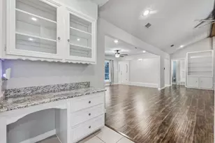 5925 Rayburn Dr, Fort Worth, TX 76133 - Photo 13