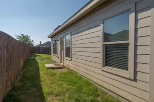 400 Cameron Hl Pt, Fort Worth, TX 76134 - Photo 37