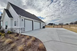 1037 Arbor Vista, Azle, TX 76020 - Photo 3