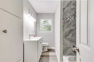 1541 Cloverdale Dr, Fort Worth, TX 76134 - Photo 11