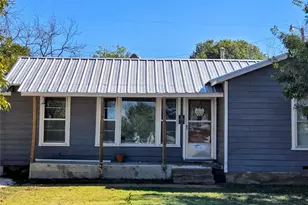 213 Blundell St, Ranger, TX 76470 - Photo 3