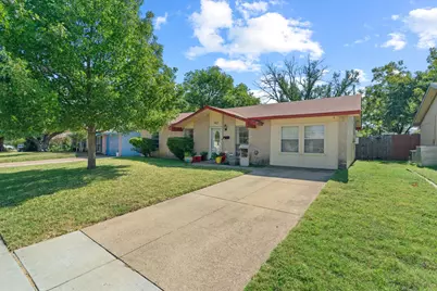 960 Ashwood Drive, Lewisville, TX 75067 - Photo 1