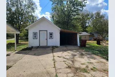 400 W Washington Street, Clarksville, TX 75426 - Photo 37