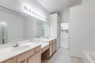 8801 Holly St, Frisco, TX 75034 - Photo 13