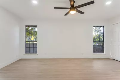 3801 Brookhaven Circle, Fort Worth, TX 76109 - Photo 9