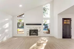 3801 Brookhaven Cir, Fort Worth, TX 76109 - Photo 3