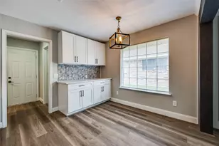 9742 Amberley Dr, Dallas, TX 75243 - Photo 9