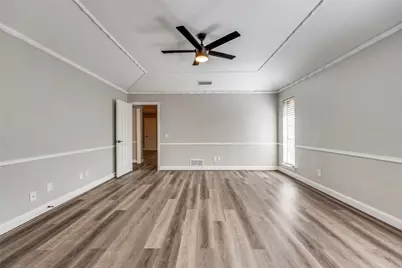 9742 Amberley Drive, Dallas, TX 75243 - Photo 15