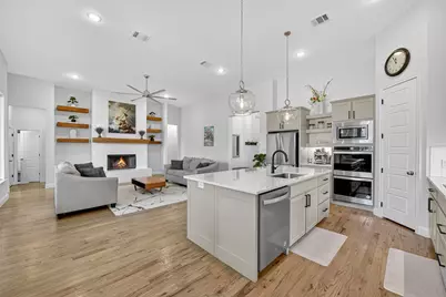 223 Columbia Court, Springtown, TX 76082 - Photo 11