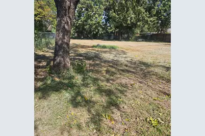 225 E Archer Street, Jacksboro, TX 76458 - Photo 33