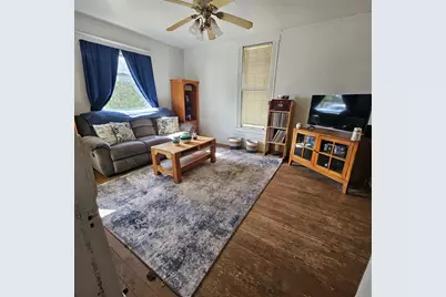 225 E Archer Street, Jacksboro, TX 76458 - Photo 3